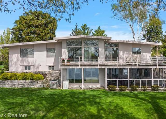 Property at 1879 Long Pointe Dr, Bloomfield Hills, MI 48302 0740, 4 beds, 3 baths