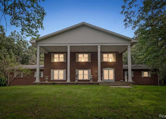 Property at 12494 Timber Ridge Trl, Ida, MI 48140 9574, 5 beds, 5.5 baths