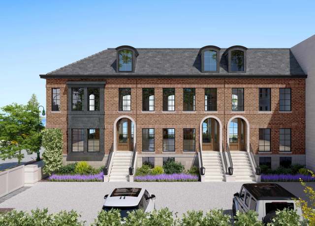 Property at 100 Park St Unit B, Traverse City, MI 49684, 5 beds, 3.5 baths