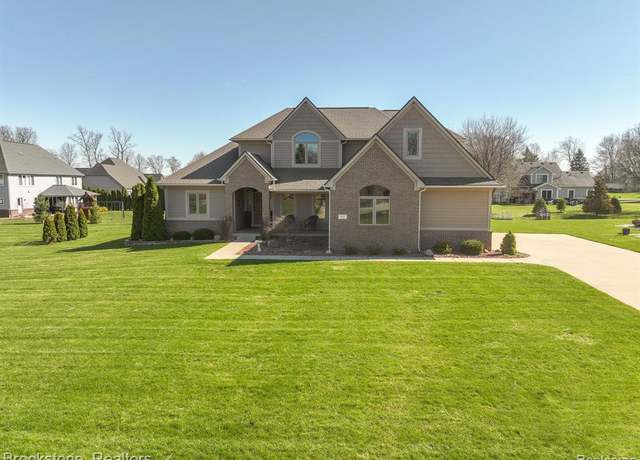 Property at 897 MOLDOVIA Dr, White Lake, MI 48386 4552, 4 beds, 4.5 baths
