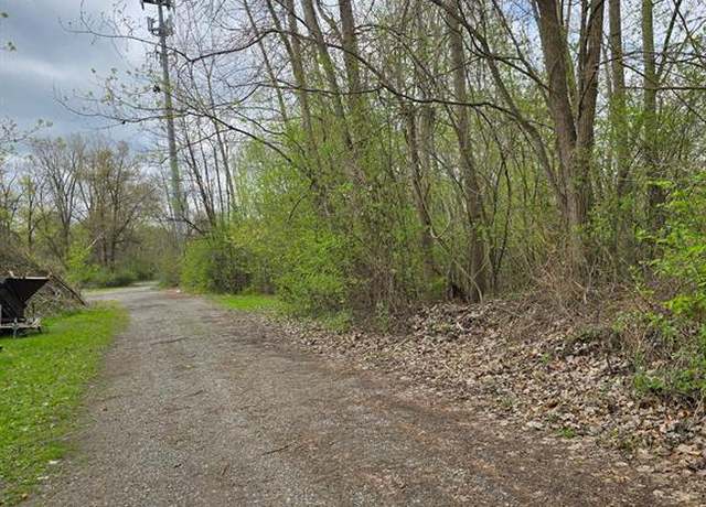 Property at 9885 CEDAR ISLAND Rd, White Lake, MI 48386 2162