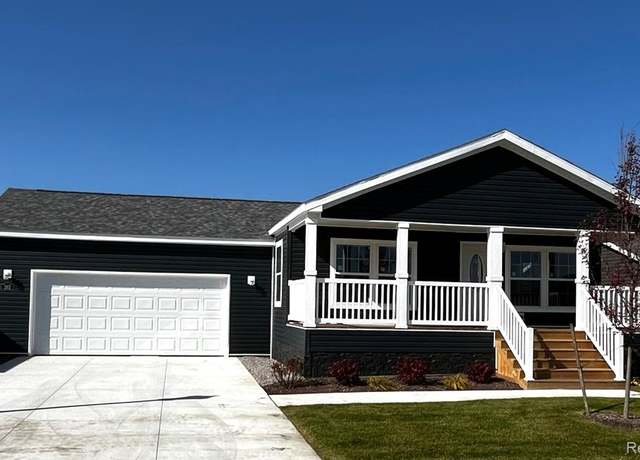 Property at 262 RIVIERA Dr, Lapeer, MI 48446 3561, 3 beds, 2 baths