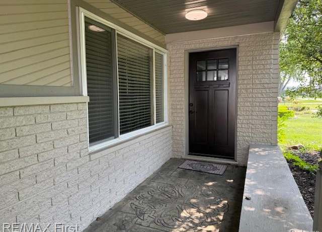 Property at 5603 Patricia Ave, Shelby Twp, MI 48317 1221, 2 beds, 2 baths