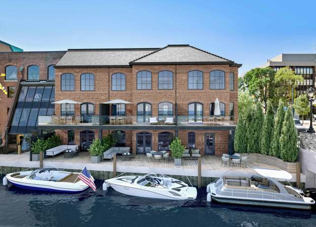Property at 100 Park St Unit C, Traverse City, MI 49684, 4 beds, 3.5 baths