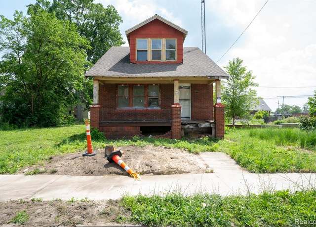 Property at 16164 Turner St, Detroit, MI 48221 2927, 4 beds, 1.5 baths