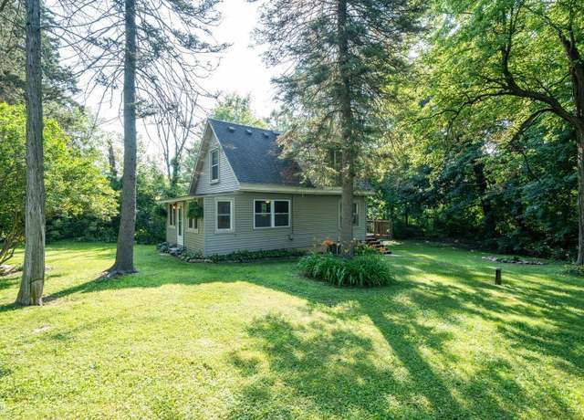 Property at 1289 Boulevard St, Howell, MI 48843, 2 beds, 1 bath