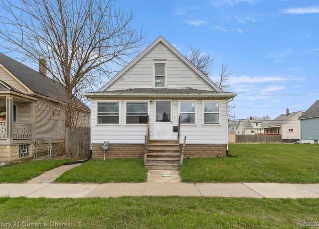 Property at 736 FORD Ave, Wyandotte, MI 48192 3802, 3 beds, 1.5 baths