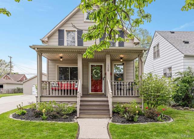 Property at 1508 MAPLE St, Wyandotte, MI 48192 5414, 4 beds, 2 baths