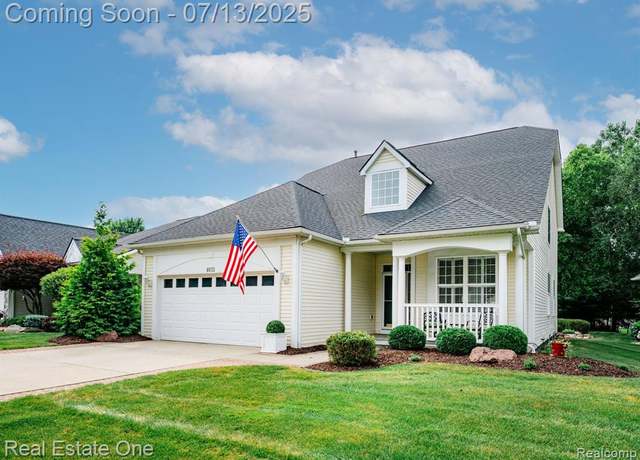 Property at 4033 Hillsdale Dr, Auburn Hills, MI 48326 4305, 3 beds, 2.5 baths