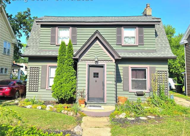 Property at 24 Utica Rd, Pontiac, MI 48341 1171, 3 beds, 1 bath