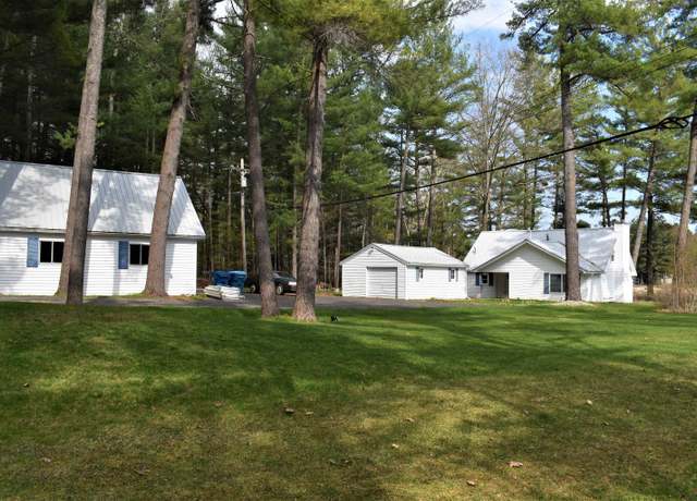 Property at 3490 East Pinecrest Dr, Gladwin, MI 48624, 3 beds, 2 baths