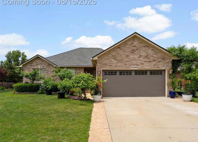 Property at 55589 Raspberry Dr, Macomb, MI 48042 1840, 3 beds, 2.5 baths
