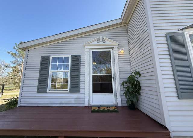Property at 3072 Gonder Rd, Interlochen, MI 49643, 3 beds, 2 baths