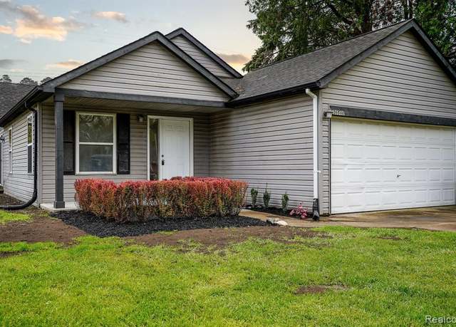 Property at 20540 FINLEY St, Clinton Township, MI 48035 3475, 3 beds, 1 bath