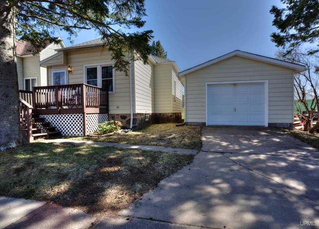 Property at 509 Poplar St, WI 54534, 2 beds, 1 bath