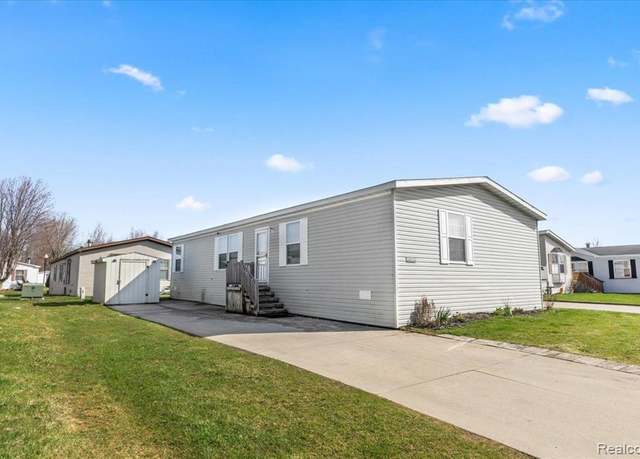 Property at 23113 Egnew Dr, Clinton Township, MI 48036, 4 beds, 2 baths