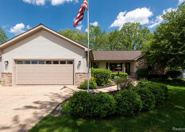 Property at 906 VILLAGE Dr, Davison, MI 48423 1052, 3 beds, 3 baths
