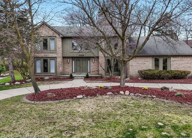 Property at 4206 SOUTHMOOR Ln, West Bloomfield, MI 48323 3128, 4 beds, 4 baths