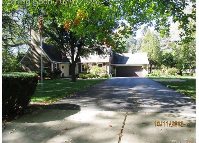 Property at 2424 Dayton Dr, Ann Arbor, MI 48108 1232, 3 beds, 2 baths