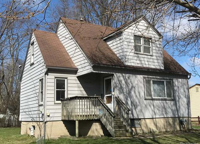 Property at 1510 S JOHN HIX St, Westland, MI 48186 3770, 4 beds, 1.5 baths