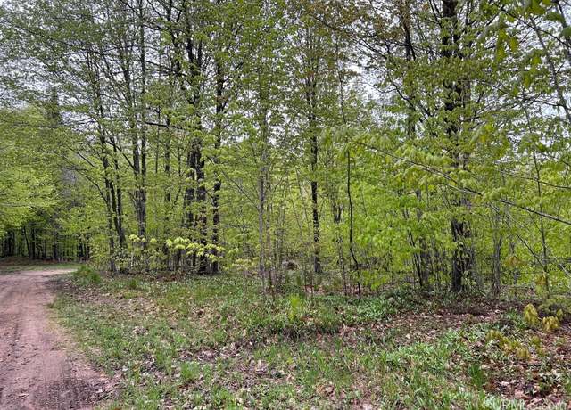 Property at TBD Harborview  Lot  7 & 8 Dr, Munising, MI 49862