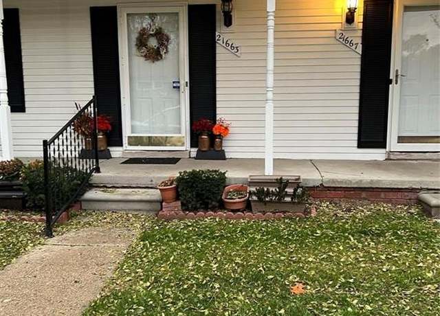 Property at 21663 N HIDDEN RIVERS Dr, Southfield, MI 48075 6103, 3 beds, 2.5 baths