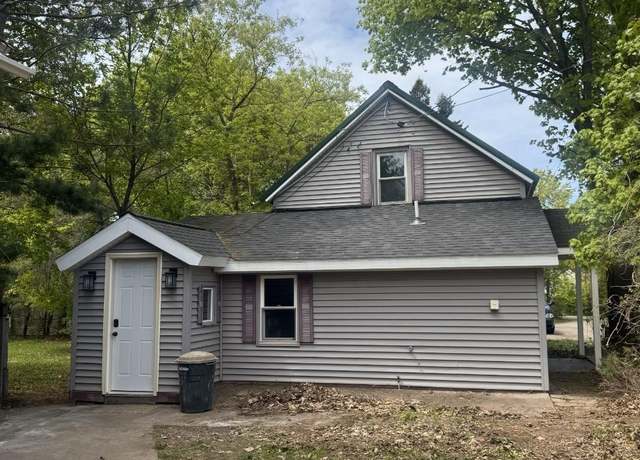 Property at 720 Spring St, Ishpeming, MI 49849, 3 beds, 1 bath