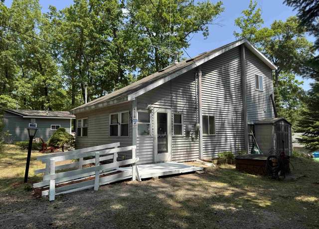 Property at 4110 Oak Ridge Dr, Harrison, MI 48625, 1 bed, 1 bath