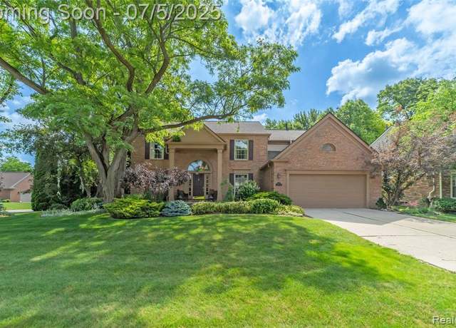 Property at 3197 Windwood Rd, West Bloomfield, MI 48324 3237, 4 beds, 3.5 baths