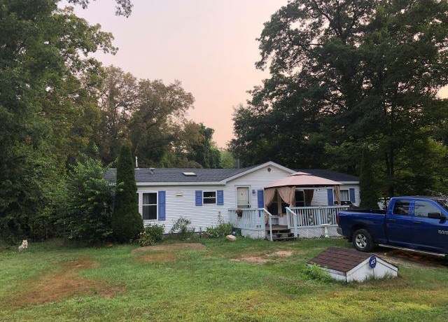 Property at 3440 W Cedar Ave, Harrison, MI 48625, 3 beds, 2 baths