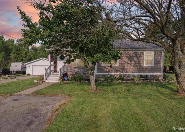 Property at 3945 Mentel Rd, Monroe, MI 48162 9316, 3 beds, 1 bath