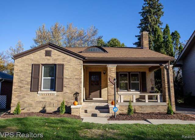Property at 15745 N PARK Ave, Eastpointe, MI 48021 1632, 4 beds, 1.5 baths