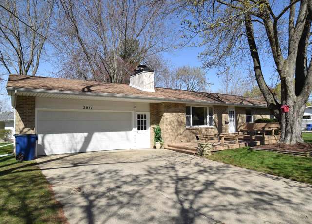 Property at 3911 Nottingham Ter, Midland, MI 48640, 3 beds, 2 baths