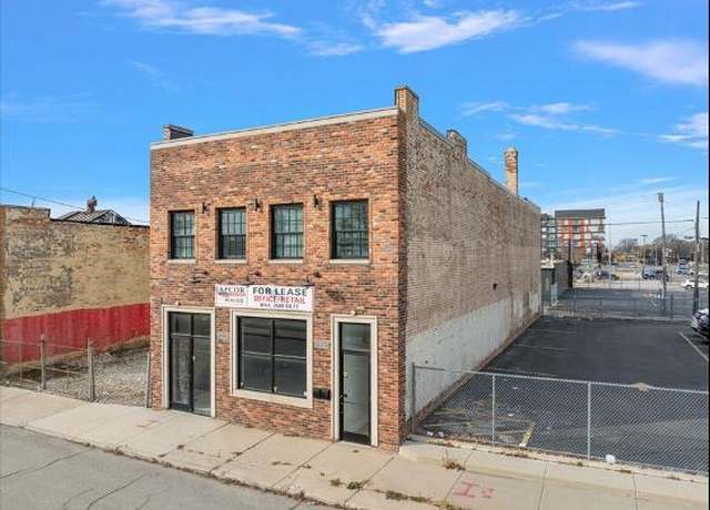 Property at 820 W BALTIMORE St, Detroit, MI 48202 2904, 4 beds, 4 baths