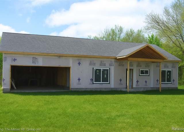 Property at 43001 Willow Rd, New Boston, MI 48164 4816, 3 beds, 2 baths