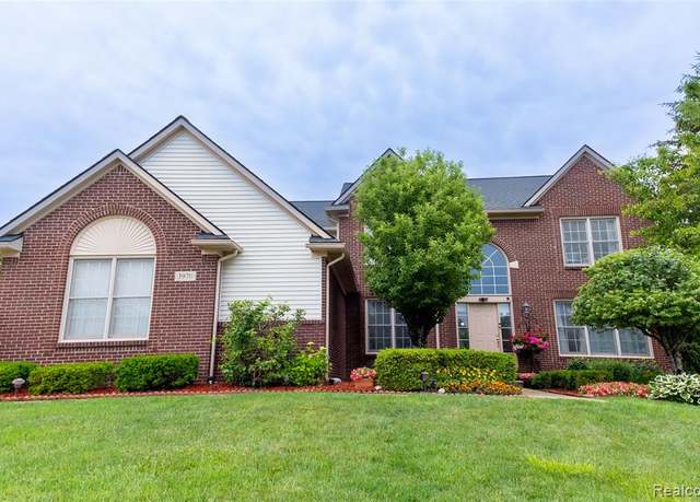 Property at 3970 May Center Rd, Lake Orion, MI 48360 2522, 4 beds, 3.5 baths