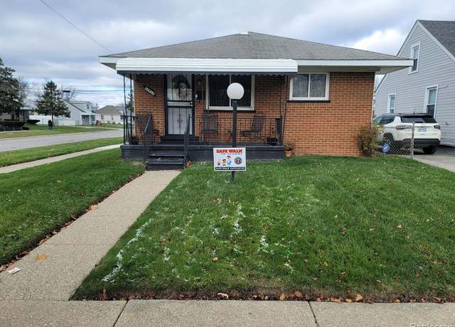 Property at 17717 OAKDALE St, Roseville, MI 48066 3847, 3 beds, 1 bath