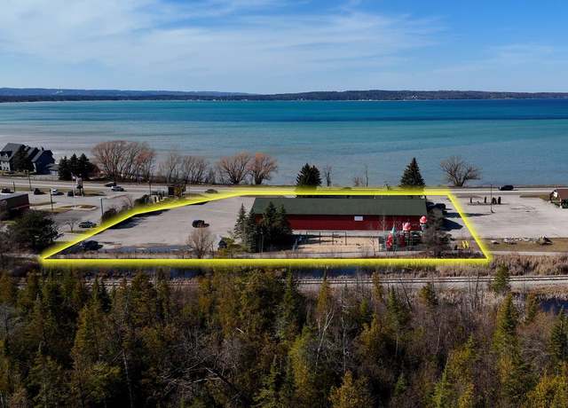 Property at 4290 US-31 N, Acme Twp, MI 49686