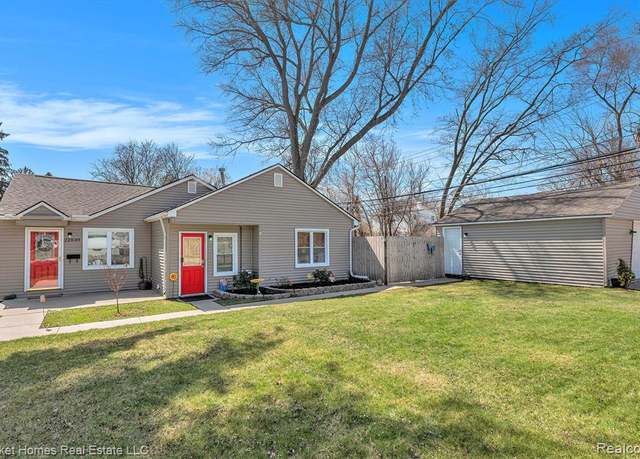 Property at 22839 HAWTHORNE St, Farmington, MI 48336 4330, 3 beds, 1 bath