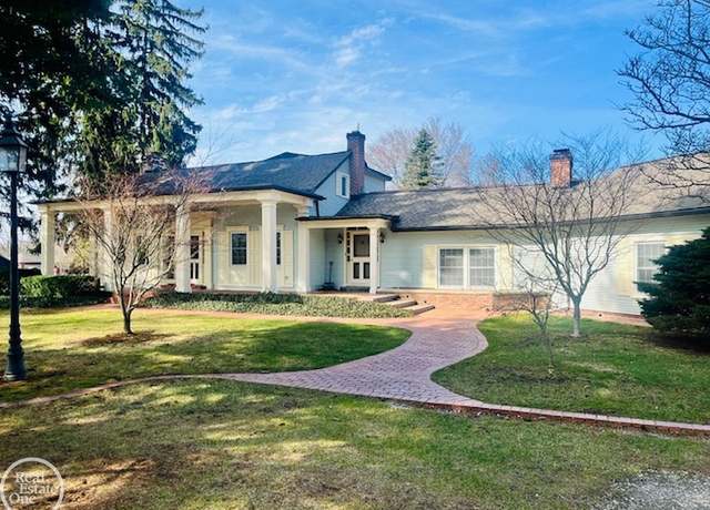 Property at 4384 North River Rd, Clyde, MI 48049, 4 beds, 3 baths