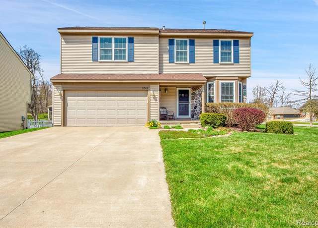 Property at 2745 MOOSEWOOD Dr, Waterford, MI 48329 4814, 4 beds, 2.5 baths