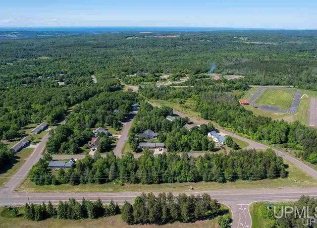 Property at TBD 22 Oaklawn Dr, Hancock, MI 49930