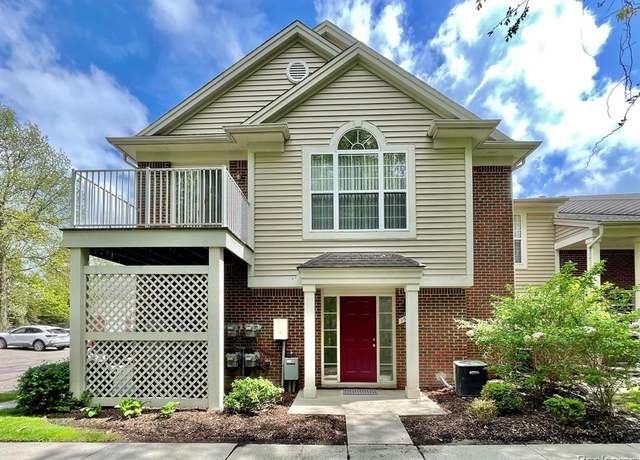 Property at 1678 Deepwood Cir, Rochester, MI 48307 6097, 2 beds, 2 baths