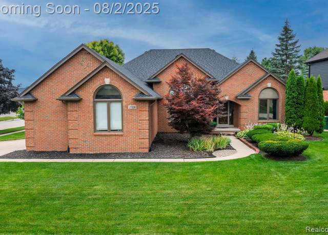 Property at 17326 Country Club Dr, Macomb, MI 48042 1139, 3 beds, 2.5 baths