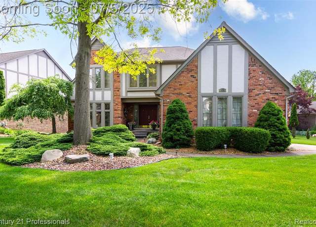 Property at 6626 Lake Pointe, Shelby Twp, MI 48317 2117, 4 beds, 2.5 baths