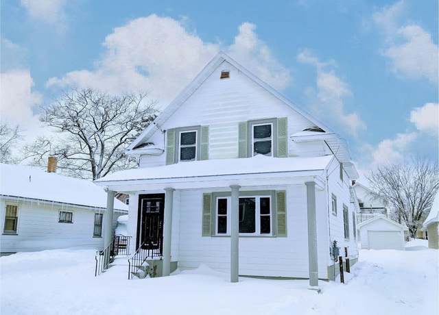 Property at 1213 N Front St, Marquette, MI 49855, 4 beds, 3 baths