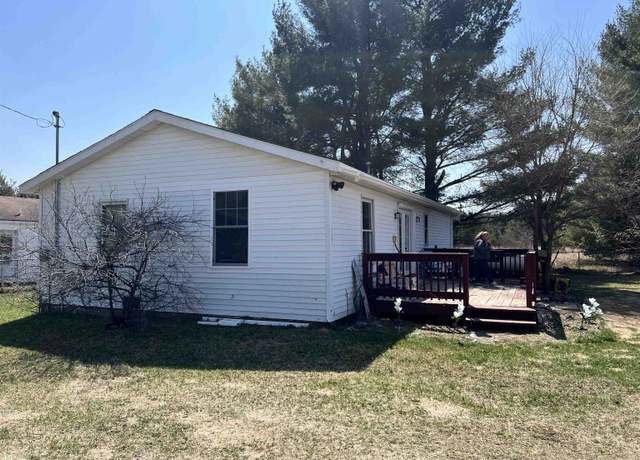 Property at 8710 E Townline Lake Rd, Harrison, MI 48625, 2 beds, 1 bath