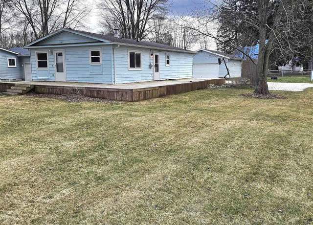 Property at 3975 Parker Rd, Fort Gratiot, MI 48059, 3 beds, 1 bath