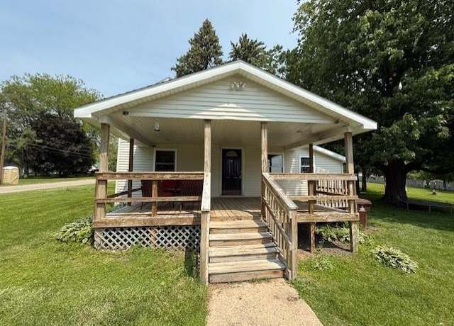 Property at 522 Teman St, Saint Louis, MI 48880, 2 beds, 1 bath