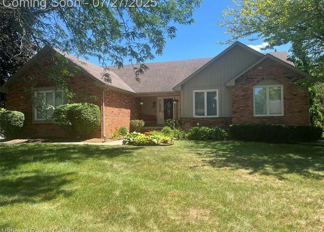 Property at 17610 Farmcrest Ln, Northville, MI 48168 2235, 4 beds, 3 baths